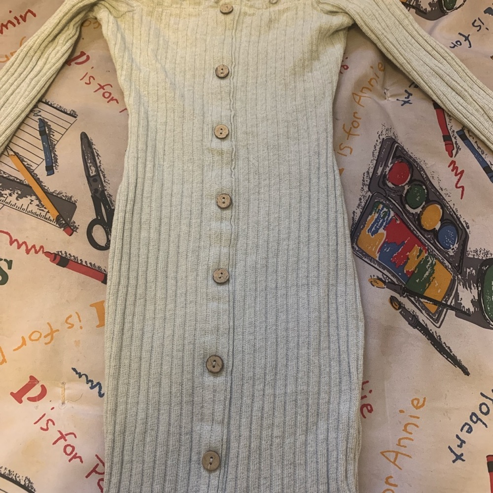 Dress - Picture 2 of 3